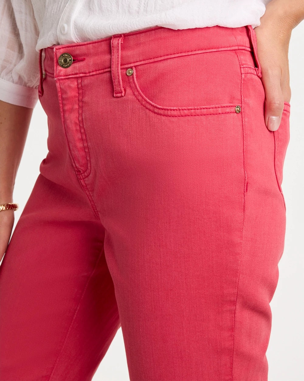 Chico's Exclusive | Girlfriend Roll Cuff Crop Jeans