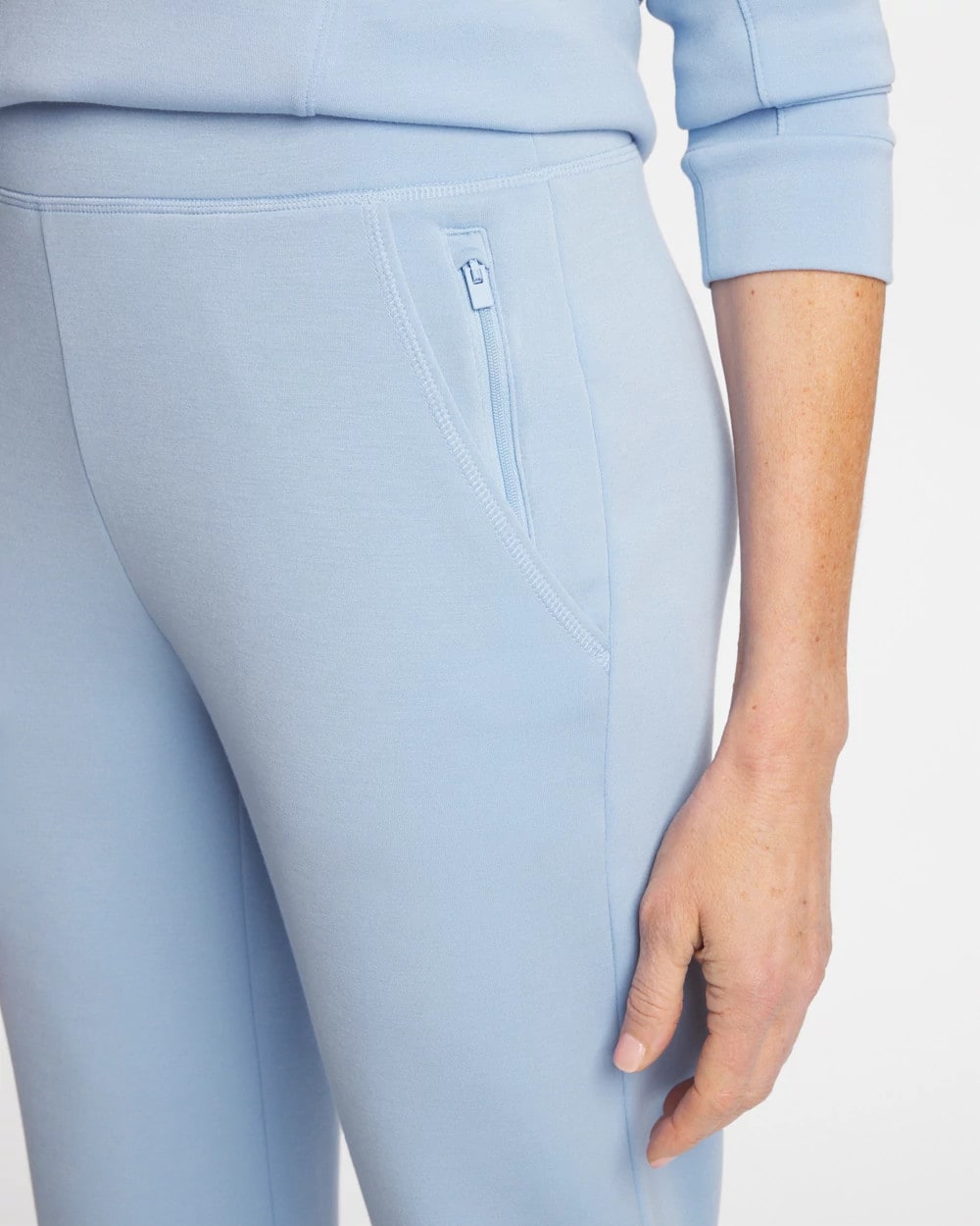 Chico's Classic | Zenergy® Soft Cropped Pants