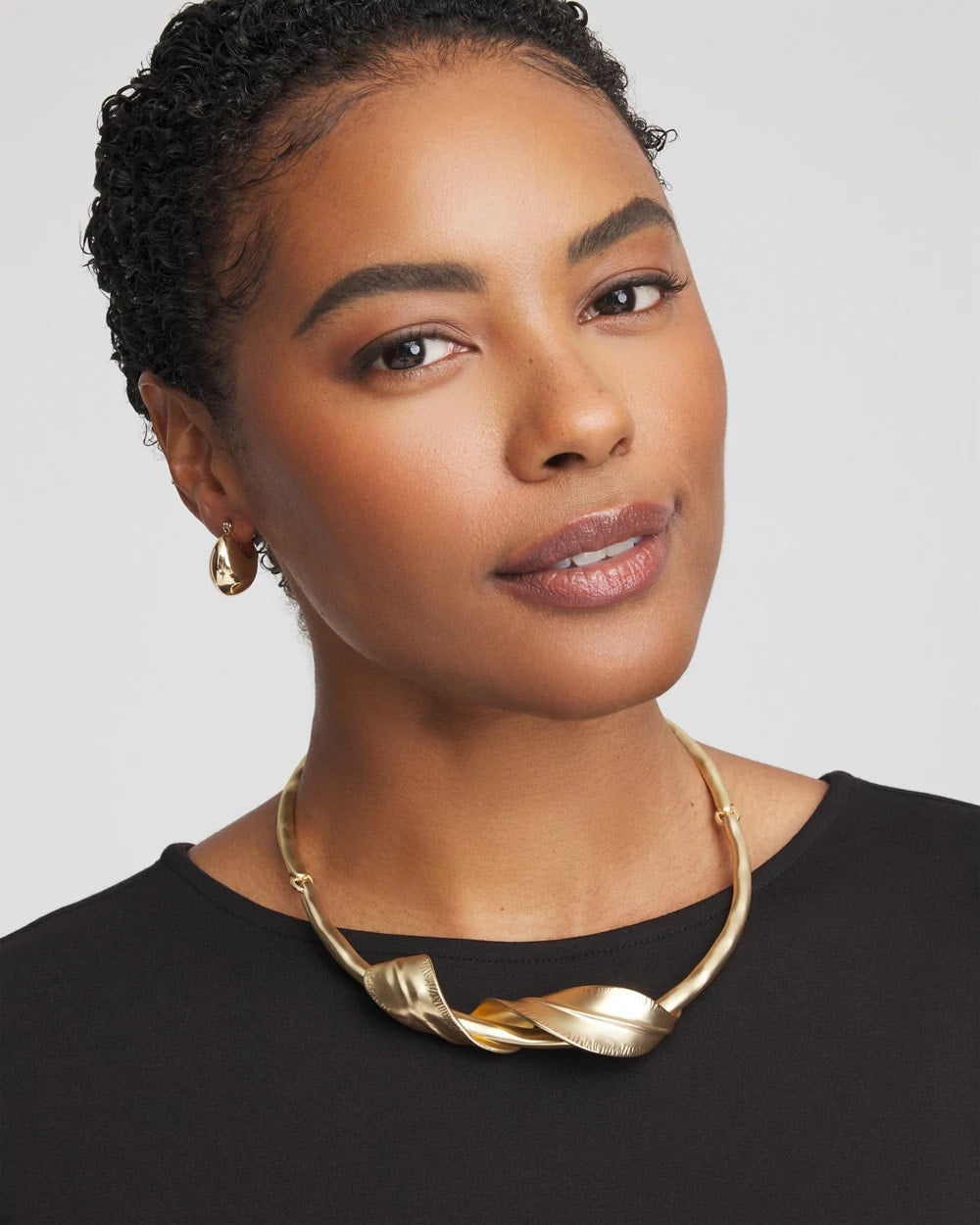 Chico's Smart Buy | Golden Leafy Collar Necklace