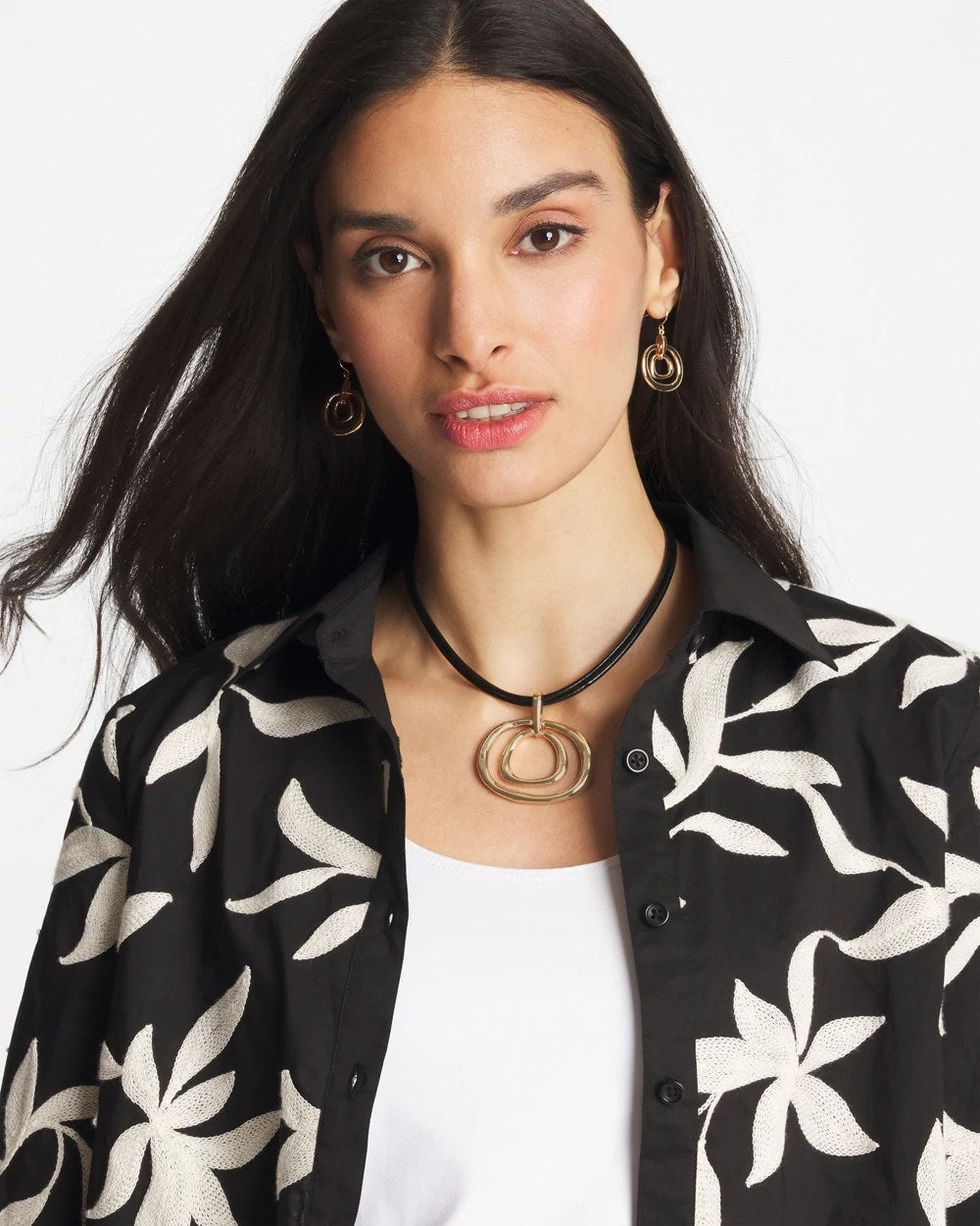 Chico's Popular | Gold Tone Rings Pendant Necklace