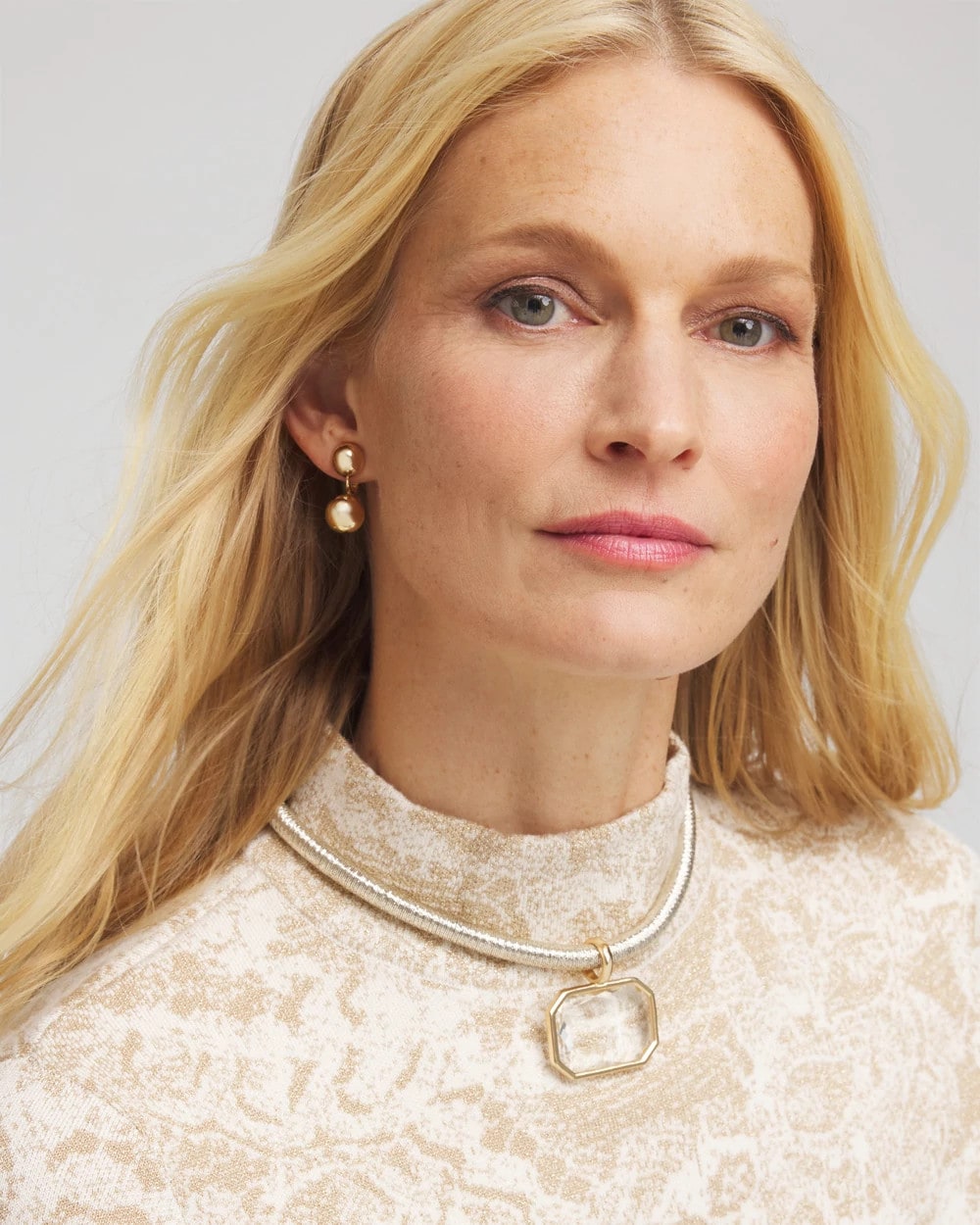 Chico's Customer Favorite | Goldtone Glass Gem Pendant Cord Necklace