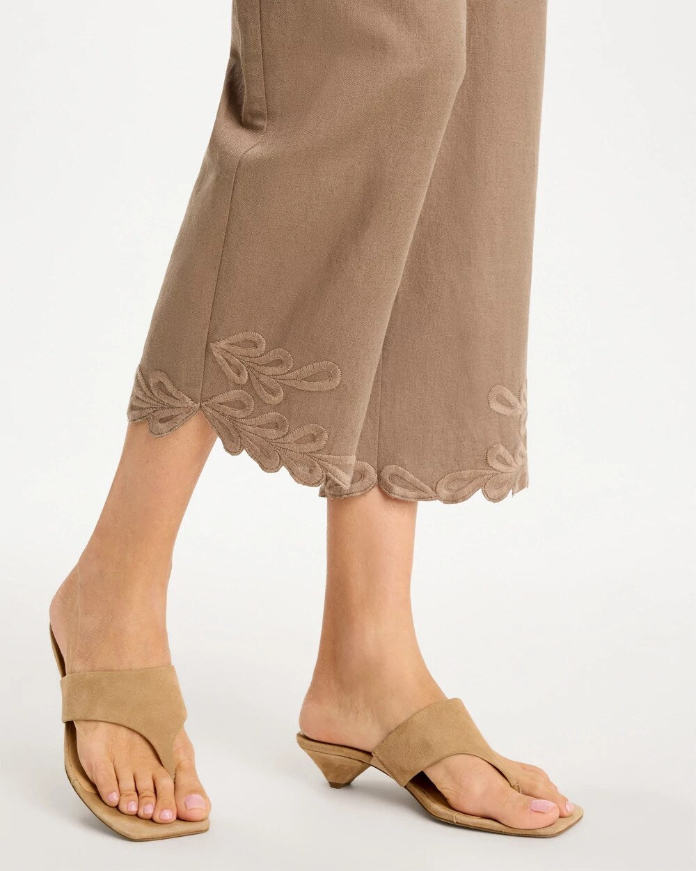 Chico's Essential | Linen Fly Front Pants