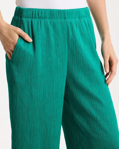 Chico's Quality | Petite Travelers™ Crinkle Textured Crop Pants