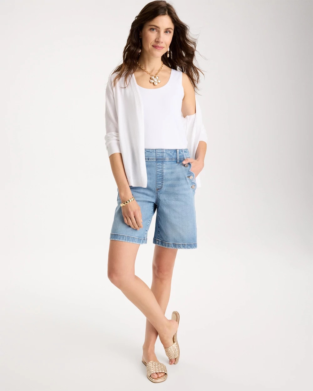 Chico's Classic | Pull-On Scallop Button Jean Shorts