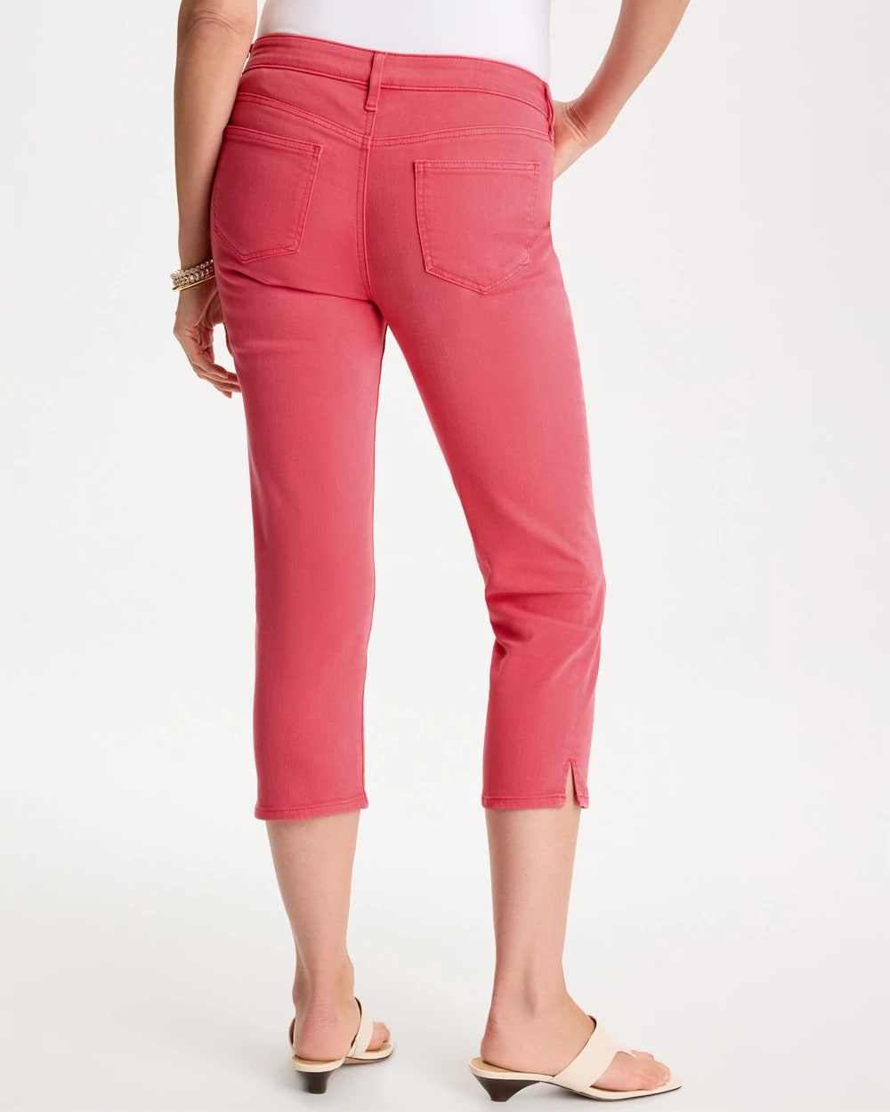 Chico's Exclusive | Girlfriend Slim Capri Jeans