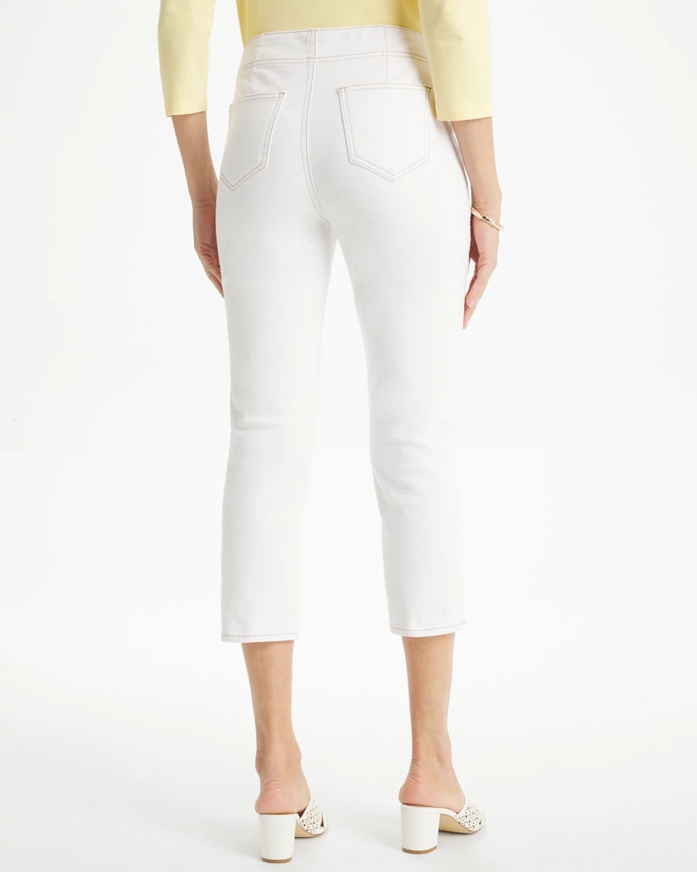 Chico's Premium | Pull-On 22" Capri Jeans