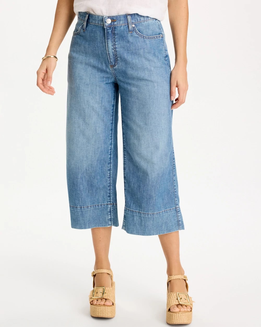 Chico's Customer Favorite | Lightweight Wide-Leg Capri Jeans