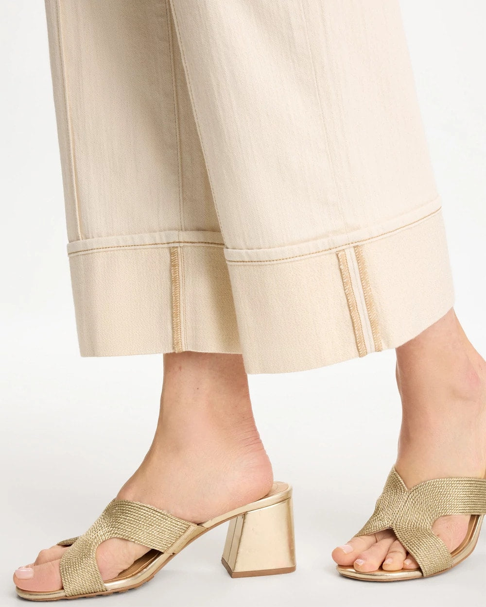 Chico's Trending | Pintuck Cuffed Cropped Jeans