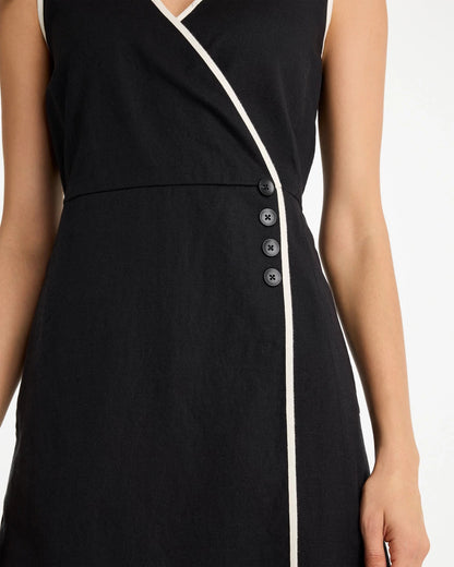 Chico's Featured | Sleeveless Surplice Linen Dress