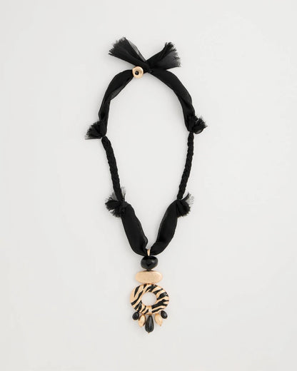 Chico's Quality | Tiger Pendant Necklace