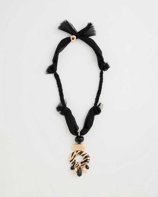 Chico's Quality | Tiger Pendant Necklace