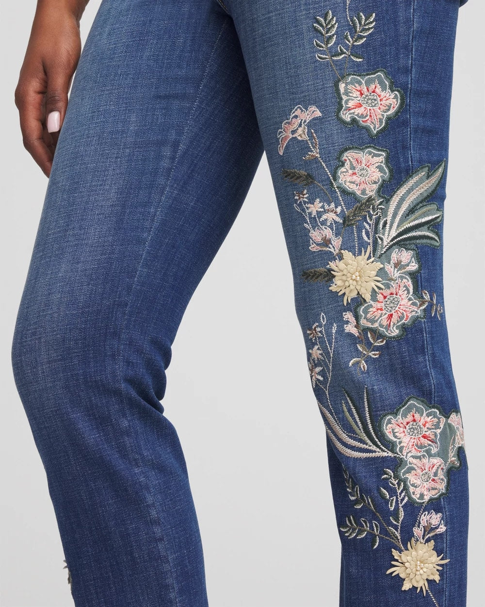 Chico's Premium | Appliqué Girlfriend Slim Ankle Jeans