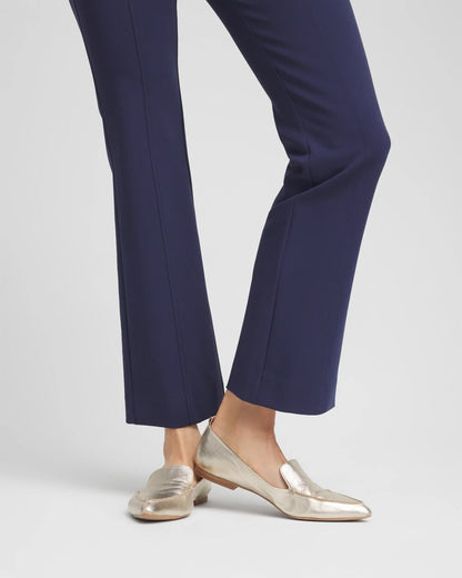Chico's Classic | Lightweight Juliet Kick Flare Pants