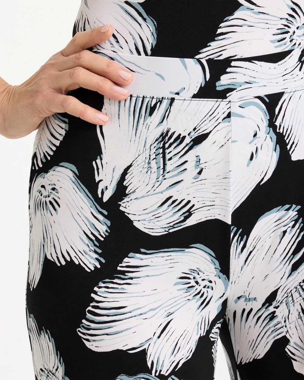 Chico's Hot Sale | Travelers™ Knit Abstract Floral Cropped Pants