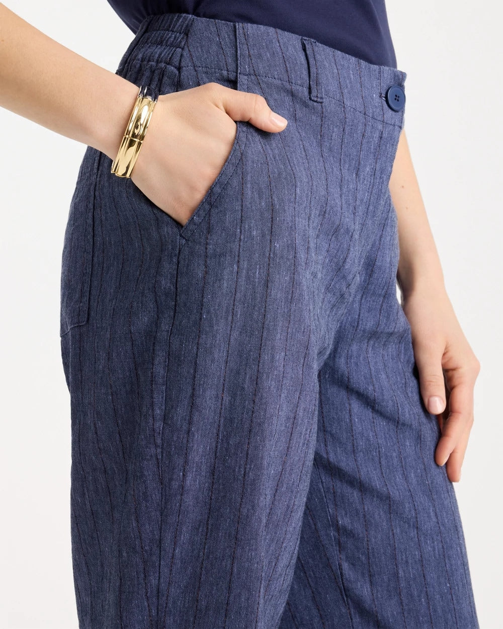 Chico's Everyday | Pinstripe Soft-Stretch Linen Crop Pant