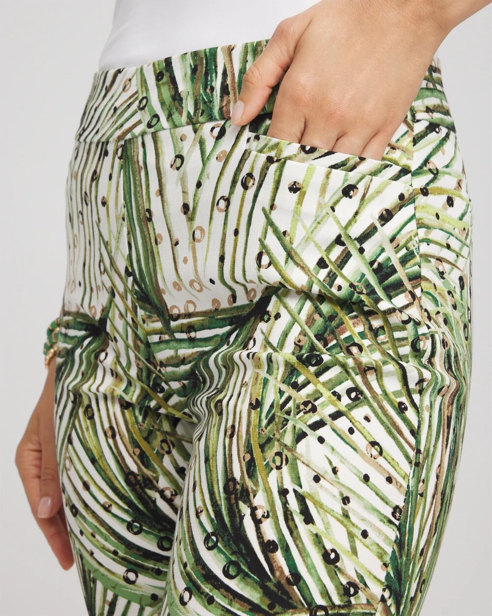 Chico's Customer Favorite | Brigitte™ Slim Ankle Palm-Print Pants
