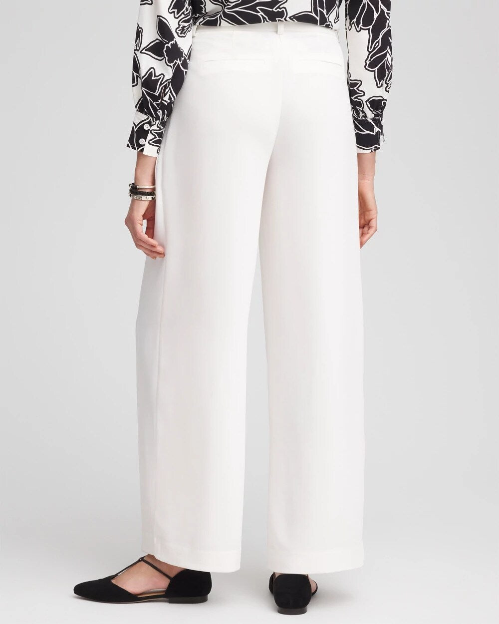 Chico's Everyday | Crepe Pleated Relaxed Pants