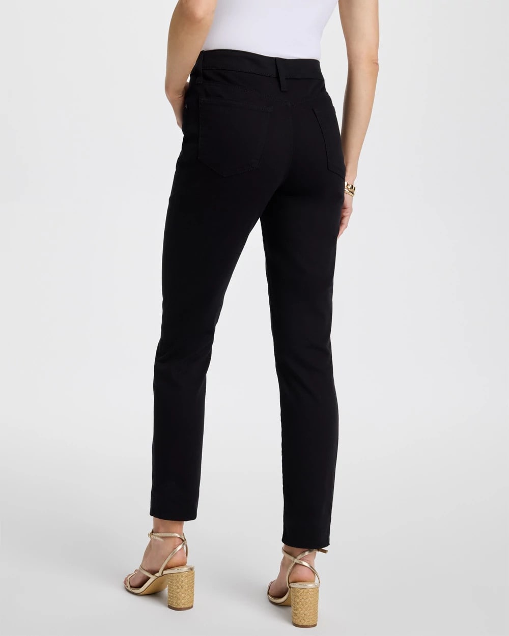 Chico's Signature | So Slimming Petite Girlfriend Ankle Jeans