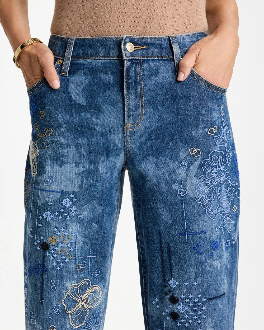 Chico's Classic | Relaxed Embroidered Boyfriend Jean