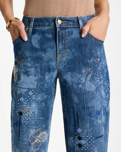 Chico's Classic | Relaxed Embroidered Boyfriend Jean