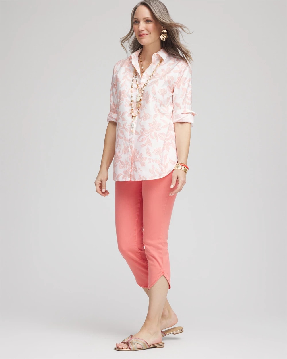 Chico's Trending | Pull-On Dolphin-Hemmed Capri Jeans