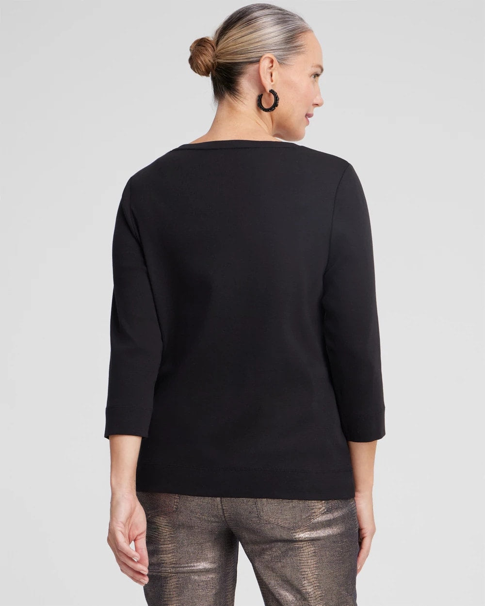 Chico's Quality | 3/4 Sleeve V-Neck Tee