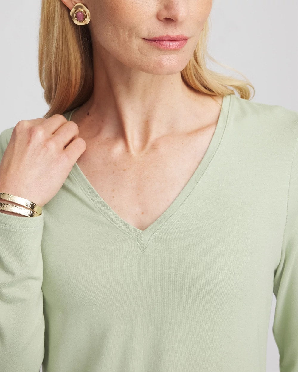 Chico's Trusted | Touch of Cool™ V-Neck Layering Tee