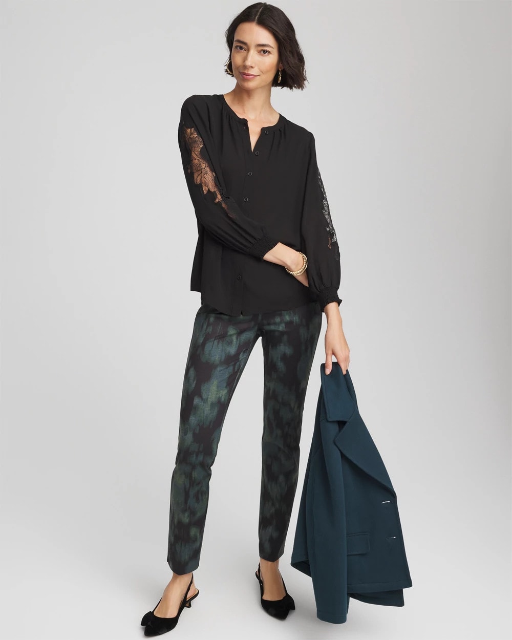 Chico's Essential | Crepe Banded Collar Blouse