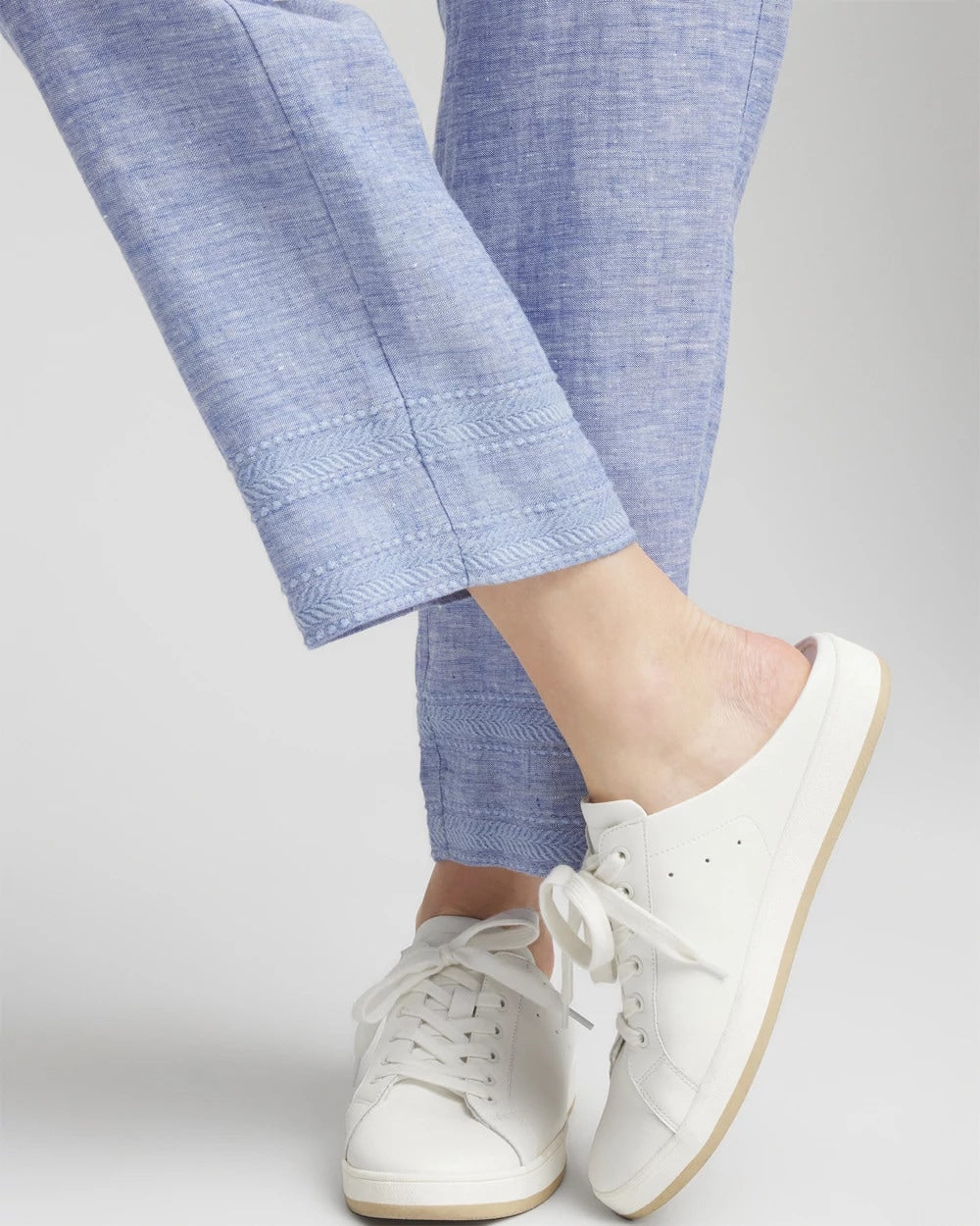 Chico's Classic | Linen Pull On Waist Cropped Pants
